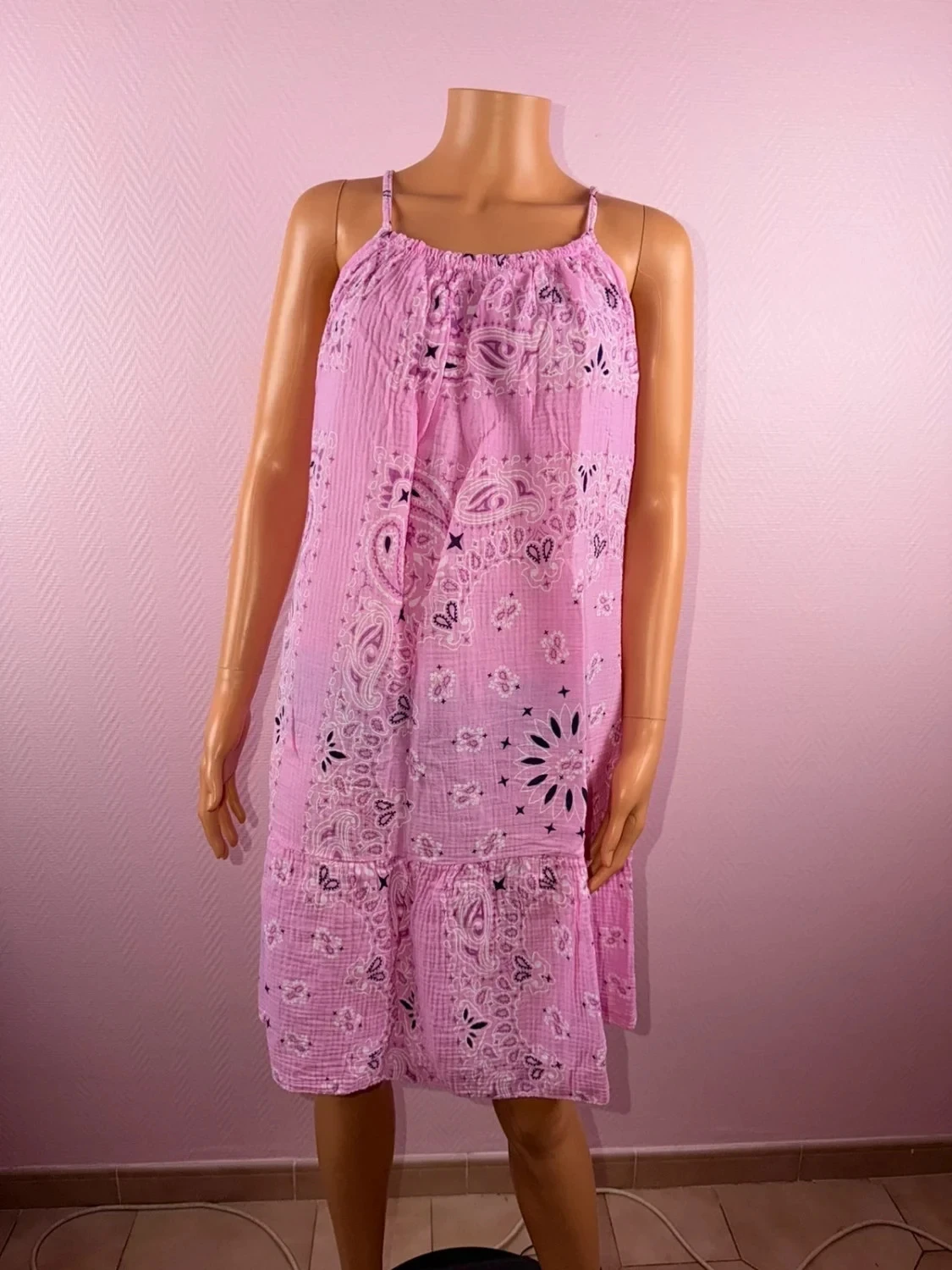Vestido de mujer bandana de gasa de algodón usado una vez – photo 5